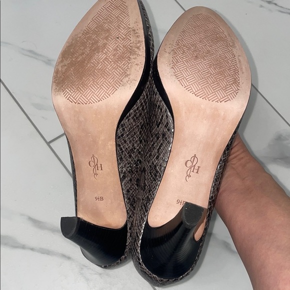 Cole Haan Women's Platform Dark Grey Snake Skin Pumps - Picture 10 of 11